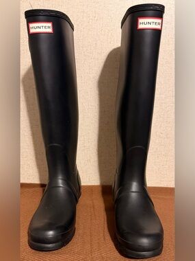 Hunter Black Logo Rubber Boots